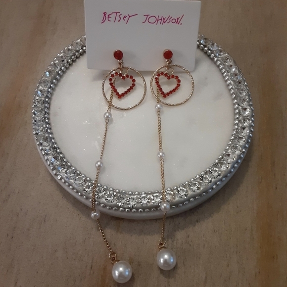 None Jewelry - Crystal Rhinestone Heart & Pearl Chain Dangle Drop Earrings Love Valentine New